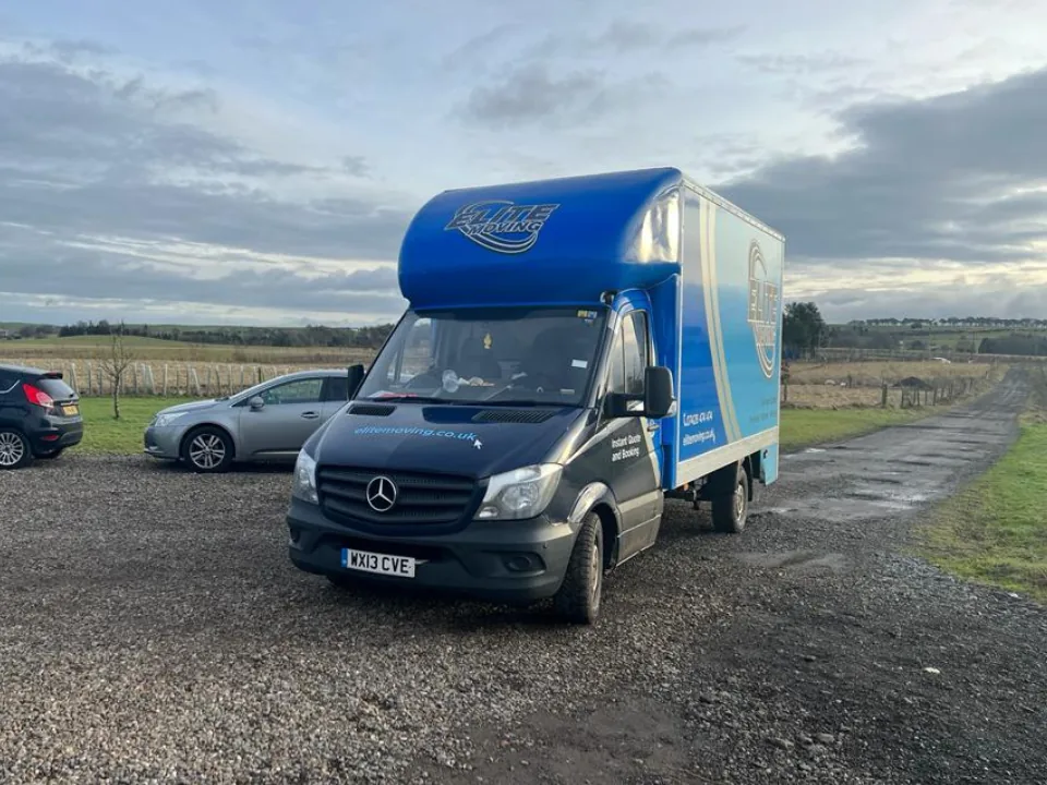 Elite Moving Residential moving truck in London